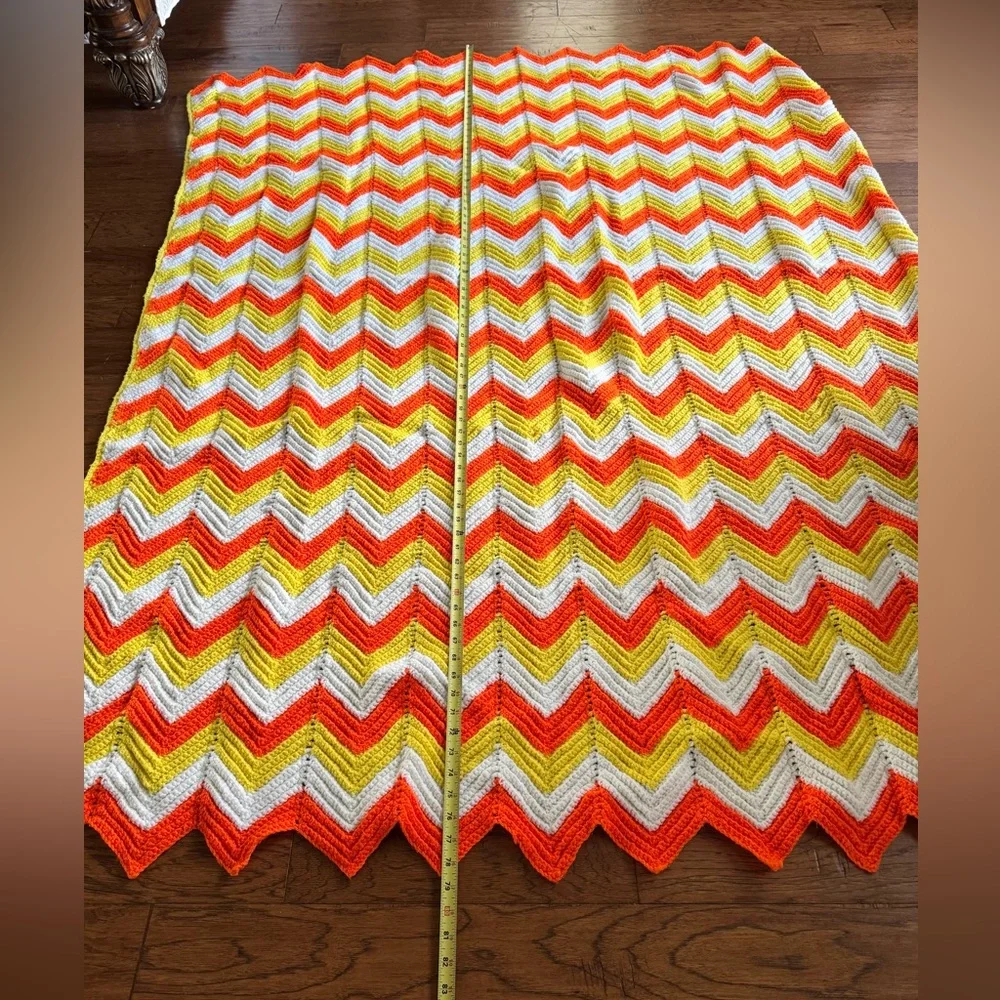 Vibrant Zigzag Crochet‎ Blanket
